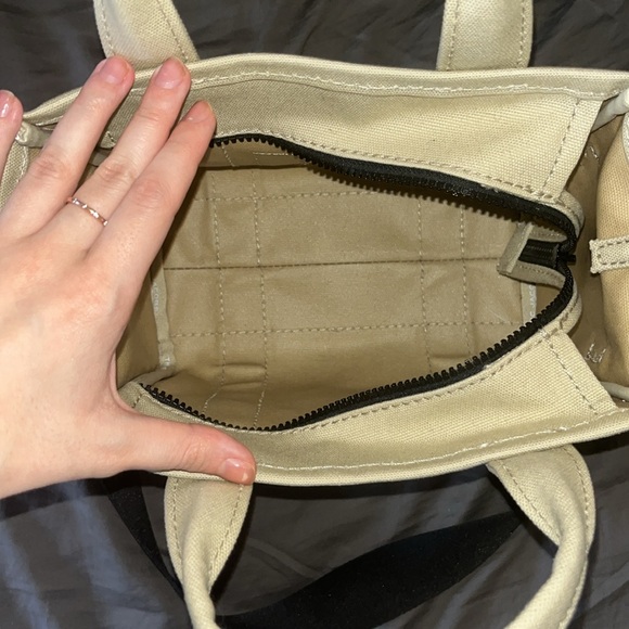 NWOT Marc Jacob’s mini bag - Picture 3 of 4